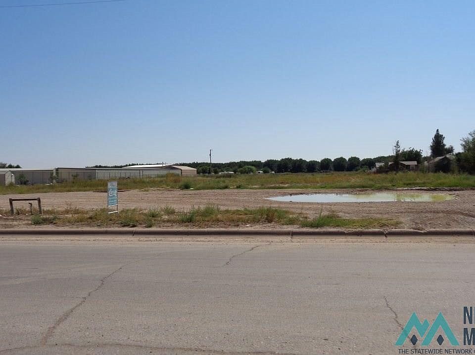 1st image of 207 W Hermosa Dr