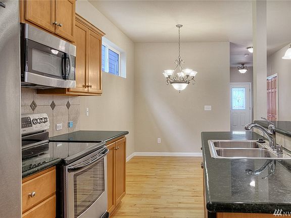 4th image of 7535 Kodiak Ave NE