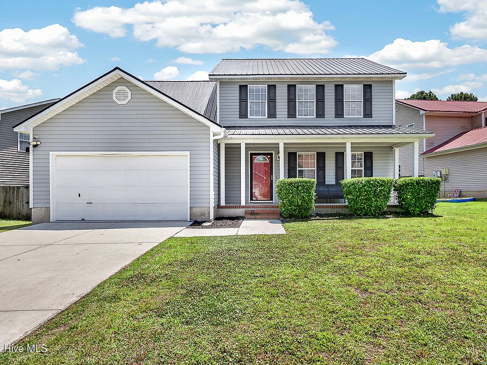 1st image of 411 Eucalyptus Lane