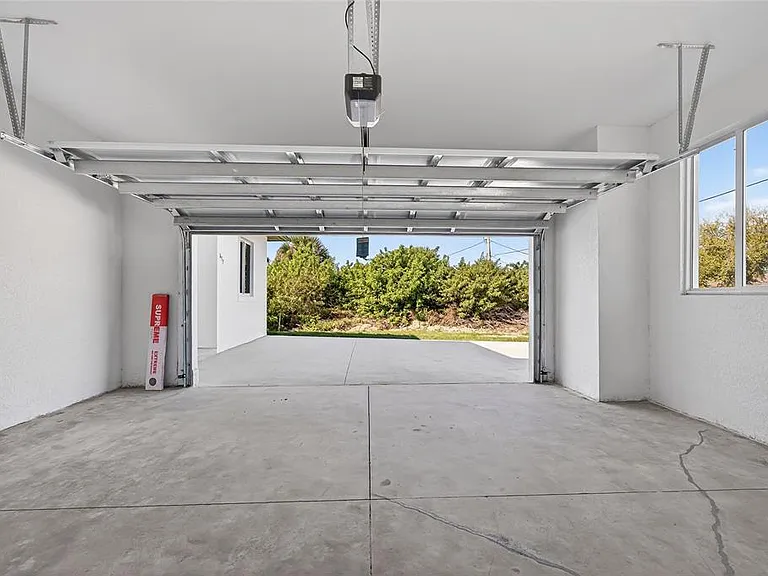 511 Sweetwater Dr — Photo 22