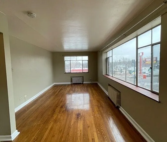 1475 N Cherry St #302 — Photo 3