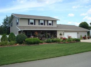 319 Bordeaux Dr, La Porte, IN