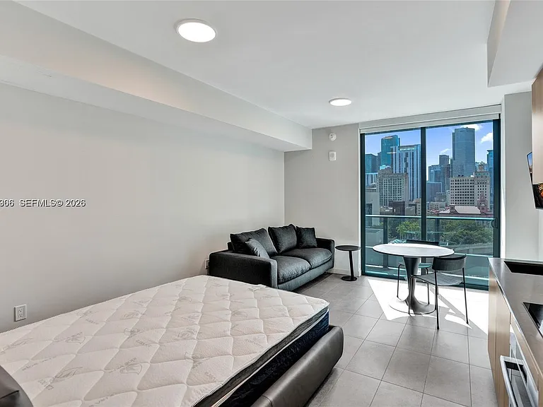 121 NE 5th St #801B — Photo 14