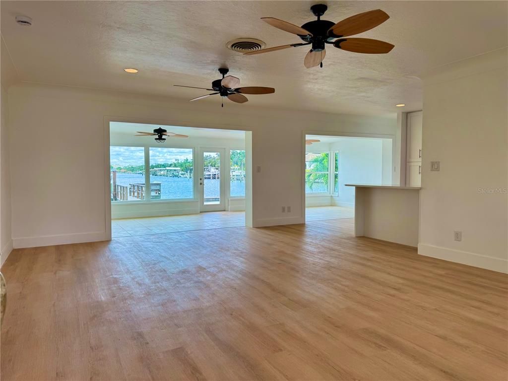 Apartment in Largo, Harbor Bluffs - More