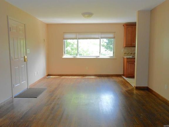 The huge dining room living room combo gives you flexibility to arrange furniture to fit your lifestyle.