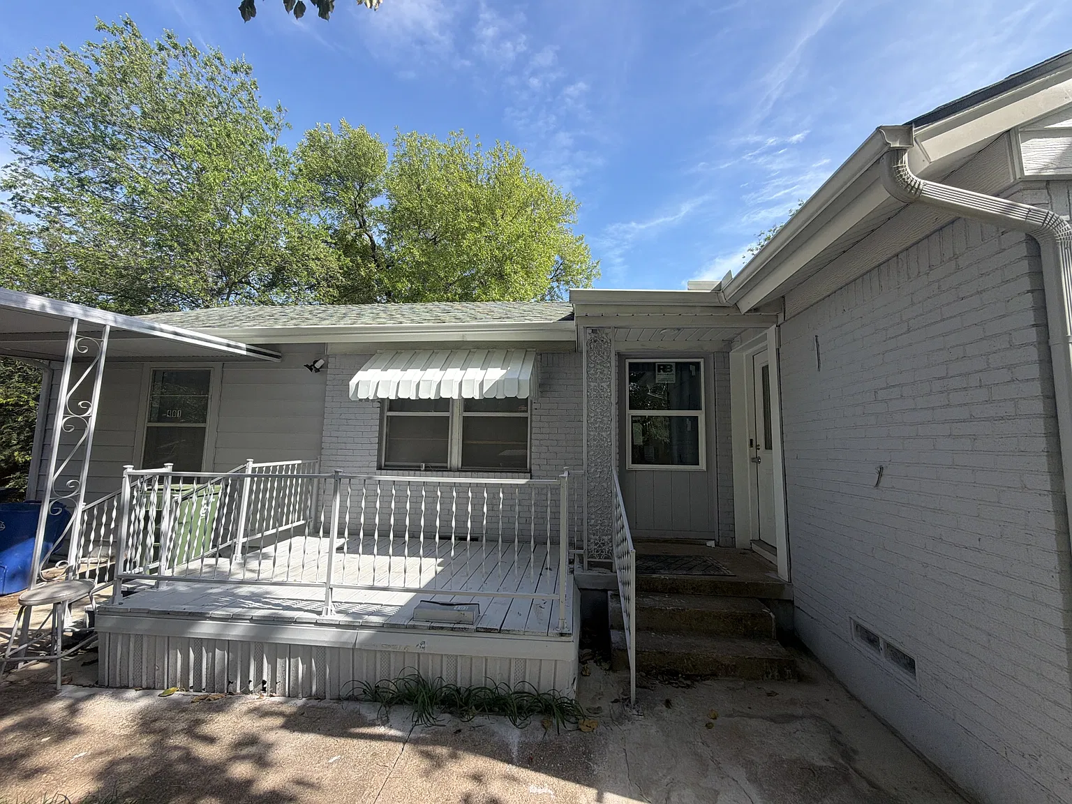 401 Overhill Drive - 1 — Photo 3