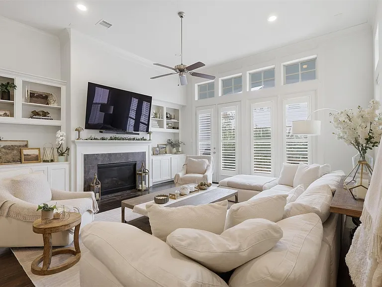 1665 Upland Lakes — Photo 8