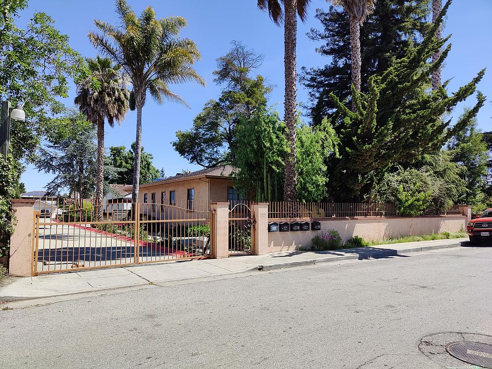 1st image of 827 Green St