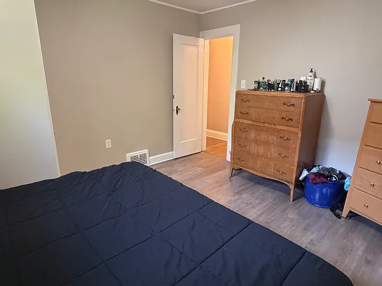 3859 W 132nd St #1 — Photo 10