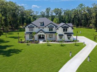 285 SW Hermitage Gln, High Springs, FL 32643