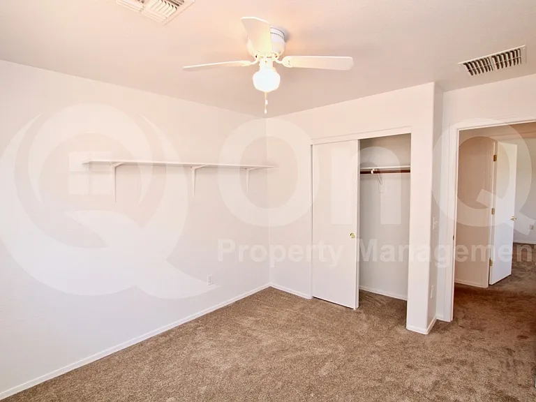 8363 S Hunnic Dr — Photo 17