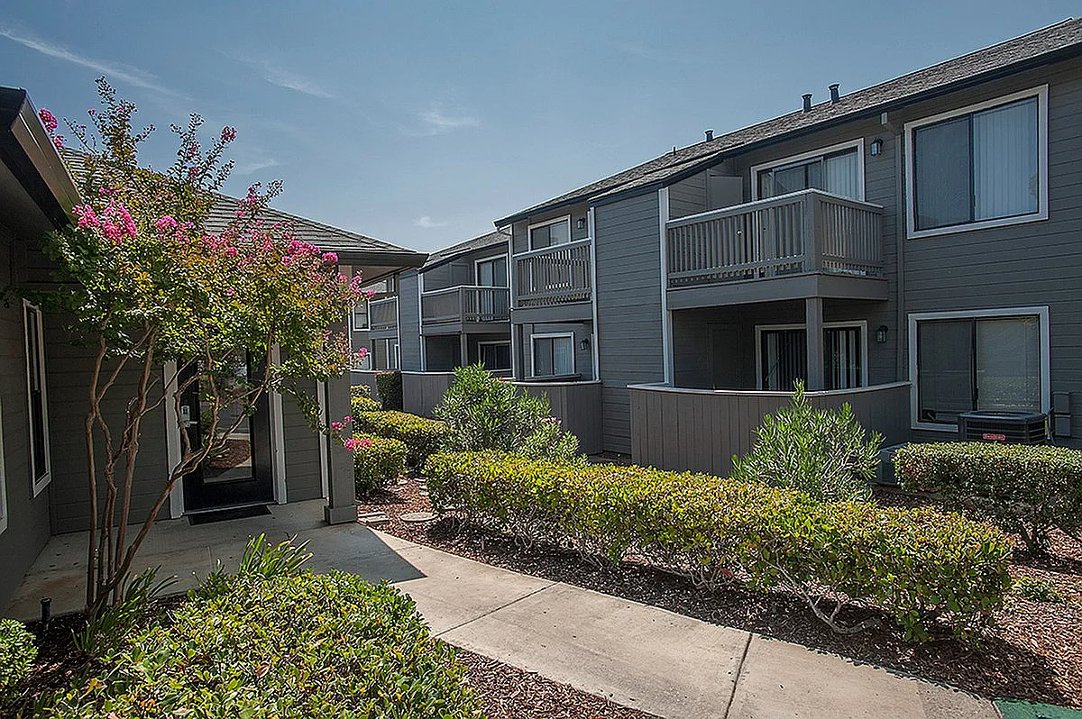 Sandpiper Village — Photo 1