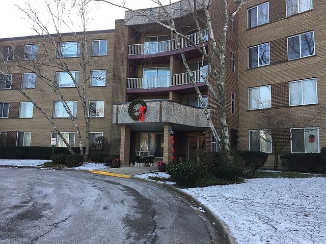 1st image of 945 E Kenilworth Ave Unit 408