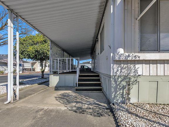 5th image of 2621 Prescott Rd Space 40