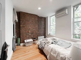 119 Albany Ave #4R, Brooklyn, NY 11213