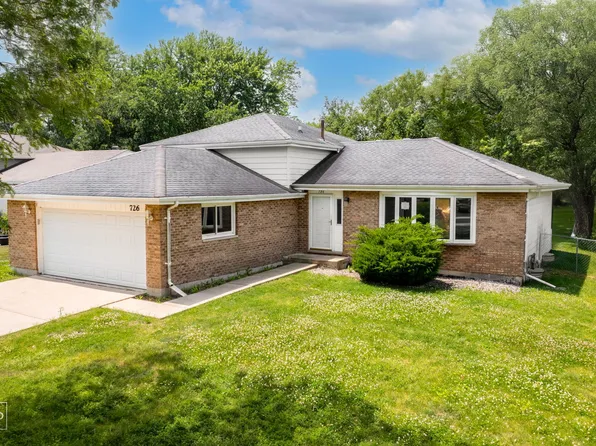 726 Old Meadow Rd, Melrose Park, IL 60443