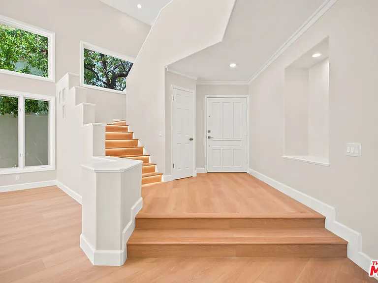 4324 Park Verdi — Photo 2