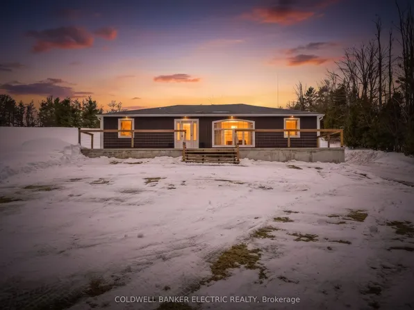 5078 Oak Hills Rd, Hamilton, ON K0L 1E0