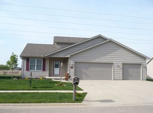 1515 Santa Fe Rd, Washington, IL 61571