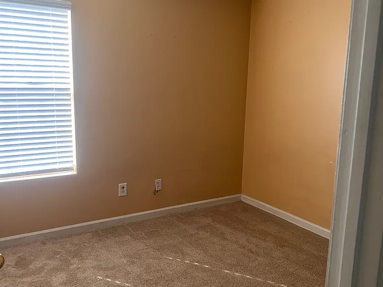 5599 Windfall Ln — Photo 11