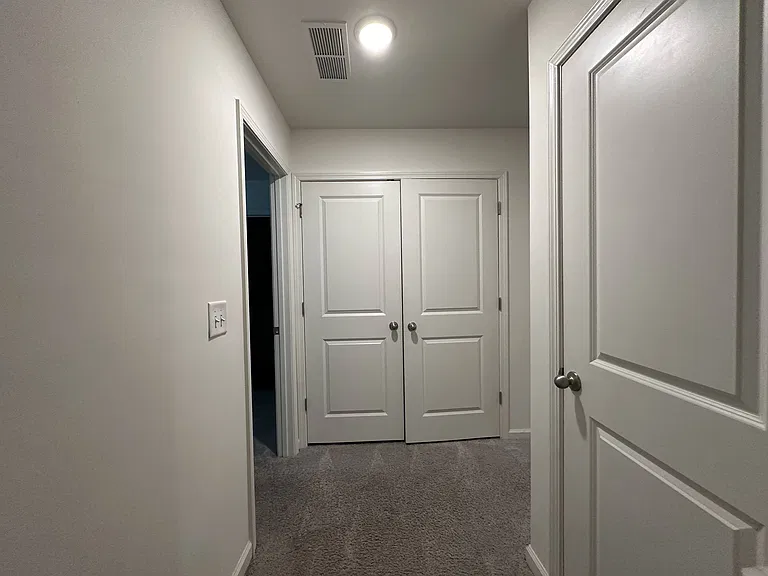 128 Swindon Dr — Photo 11