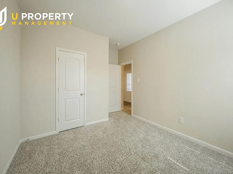 1817 Dahlia Way — Photo 20