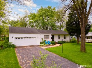 2935 Westridge Dr, Woodridge, IL