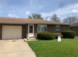 2504 N Lexington Dr, Janesville, WI 53545