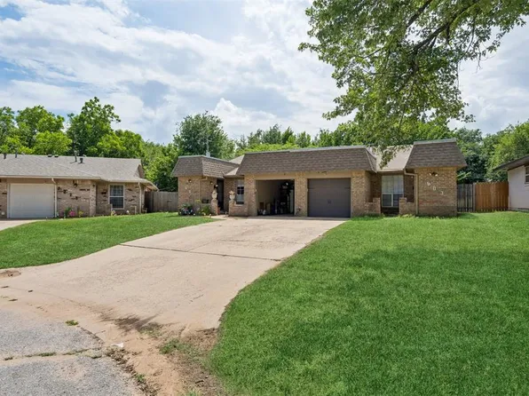 603 N Whispering Oak Rd, Oklahoma City, OK 73127