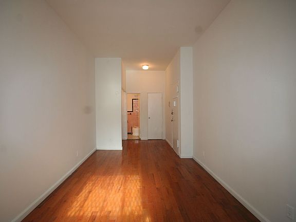 4th image of 409 E 82nd St APT 1D