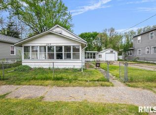 548 19th Ave, Rock Island, IL