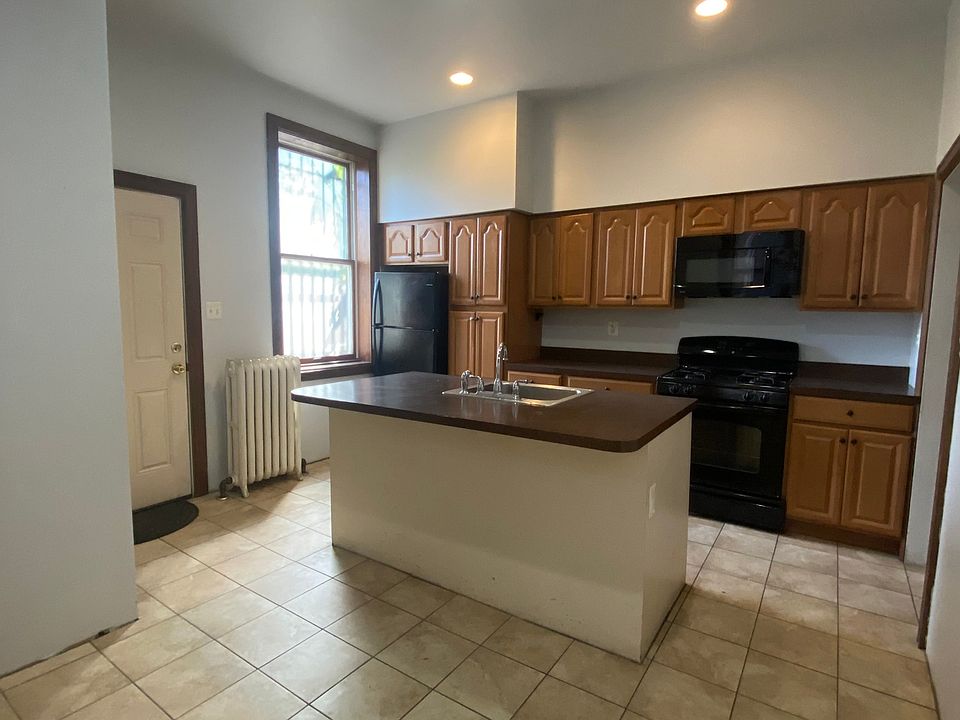 1st image of 317 N 34th St #1