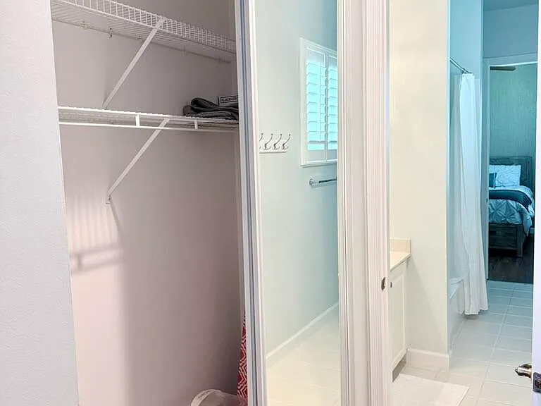 9546 Lantern Bay Cir — Photo 23