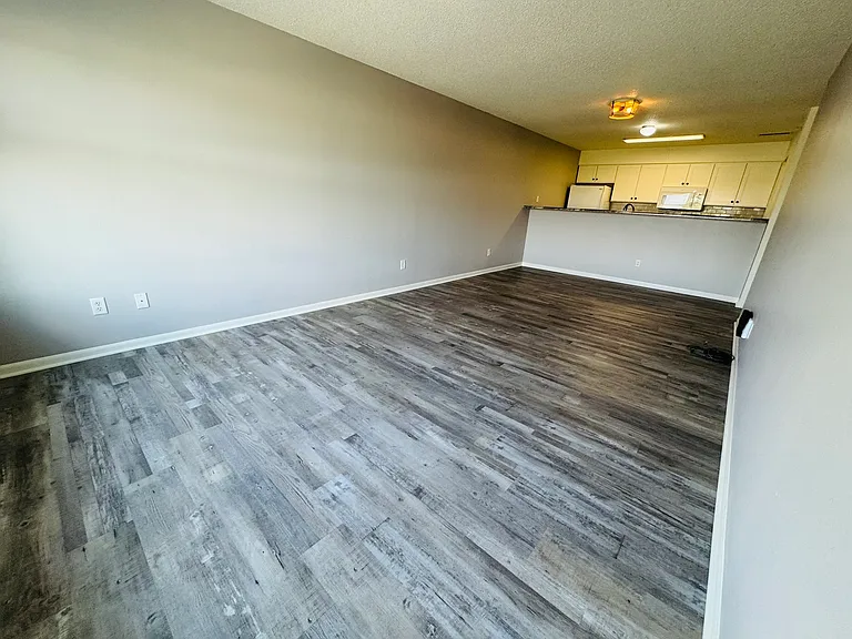 245 Beaver Kreek Ctr #5 — Photo 13
