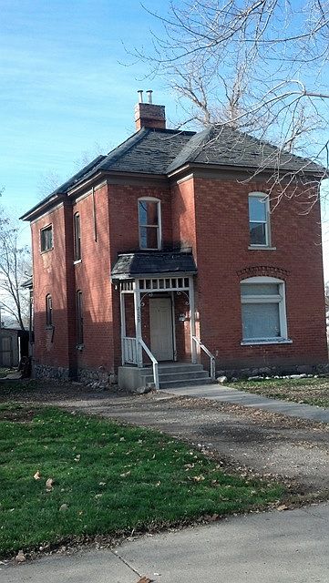 2329 FRONT VIEW_08082013