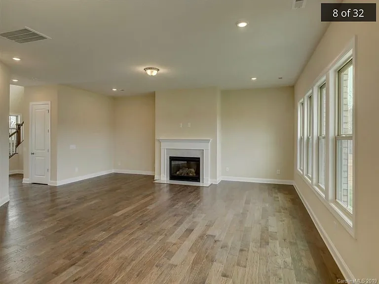 120 Enclave Meadows Ln — Photo 8