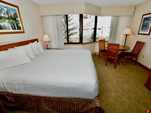 6 Emmons Road #411, Mt. Crested Butte, CO 81225