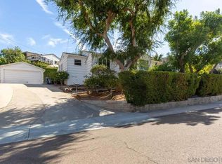 8475 Hillcrest Ave, La Mesa, CA 91941