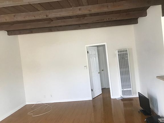 5th image of 1426 Armacost Ave APT 4