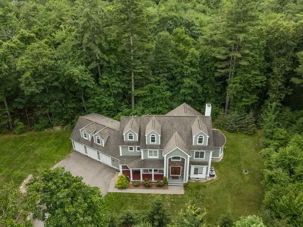 24 Wayside Inn Rd, Framingham, MA 01701