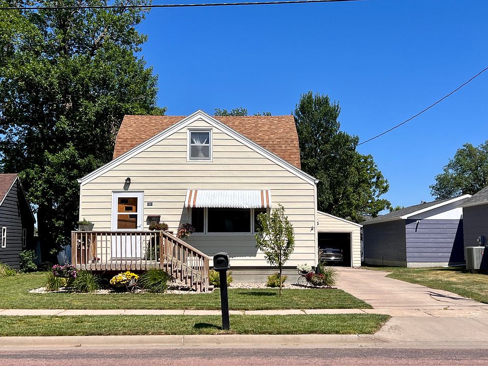408 S 1st St, Parkston, SD 57366 MLS 23281 Zillow