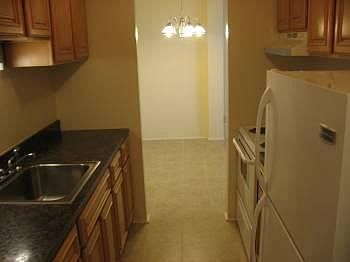 1st image of 1015 Whalley Ave APT 3C