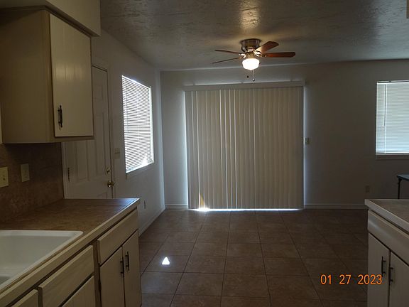 5th image of 1122 Shorewood Cir