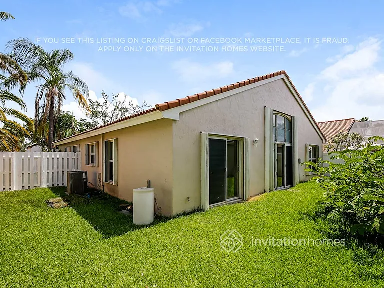16594 NW 7th St — Photo 16