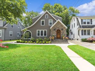 30 Central Ave, Morris Plains, NJ 07950