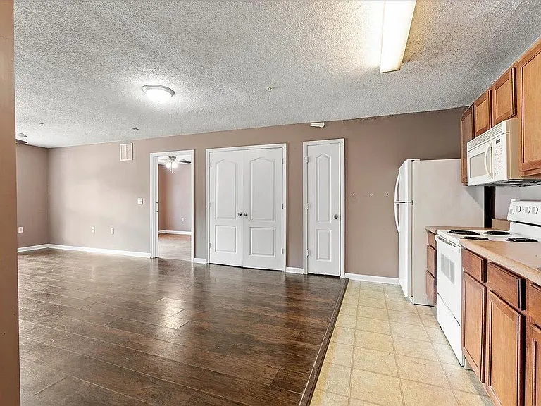 3000 S Adams St #1115 — Photo 3