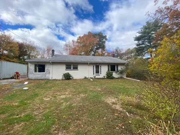75 Wilson St, Hopkinton, MA 01748