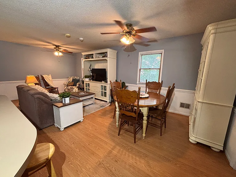 276 Plaza Dr — Photo 5