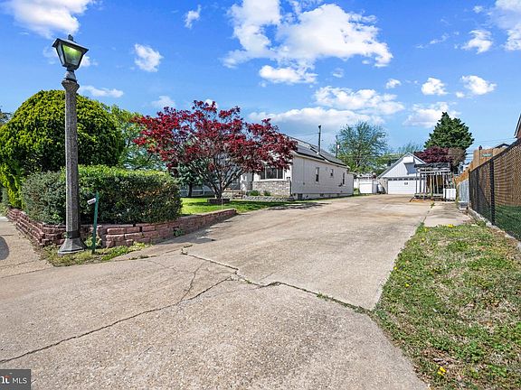 2nd image of 6810 Belclare Rd