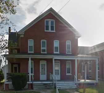 2373 S Queen St, York, PA, 17402